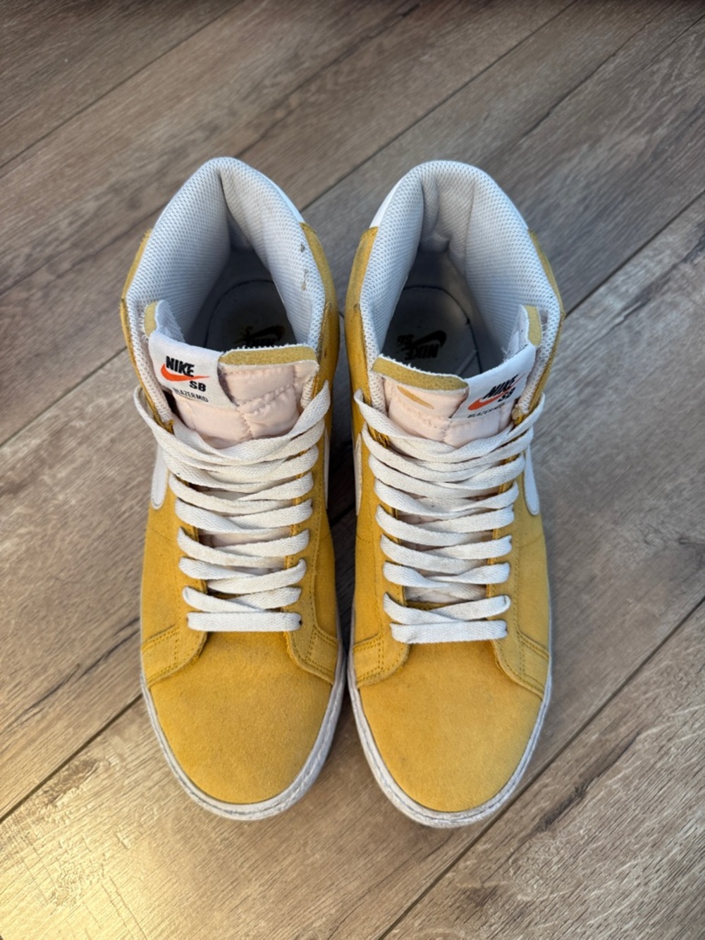 Nike Blazer Mid Suede Sneakers in Yellow & White - Picture 4 of 5